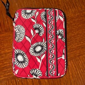 Vera Bradley Deco Daisy iPad / Tablet Case 9x7